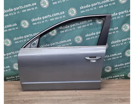 Двері передні ліві Skoda Superb 2 колір LF8L/2G2G VAG (3T0831055)