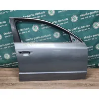 Двері передні праві Skoda Superb 2 3t0831056 VAG (3T0831056)