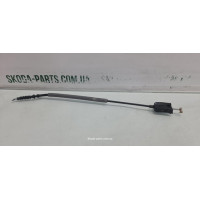 Тросік відмикання дверей задній від зовнішньої ручки до замка Skoda Octavia A7 VAG (3T0837017E)