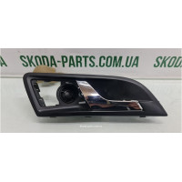 Ручка дверей внутрішня передня права Skoda Superb 2 3T0837248 VAG (3T0837248)
