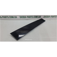 Накладка дверей передня ліва Skoda Superb 2 3T0837901 VAG (3T0837901)