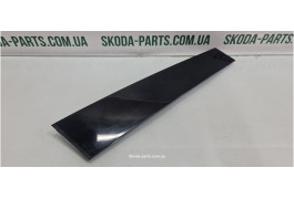 Накладка дверей передня ліва Skoda Superb 2 3T0837901 VAG (3T0837901)