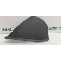 Накладка торпеди бокова права Skoda Superb 2 3T0857504C вживана VAG (3T0857504C)