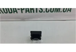 Заглушка кнопки центральної консолі Skoda Superb 2 3T0858179E VAG (3T0858179E)