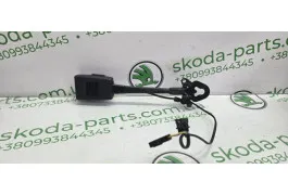 Замок паска безпеки передній лівий Skoda Superb 2 3T0858471 VAG (3T0858471)