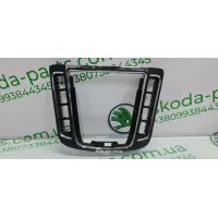 Накладка куліси КПП Skoda Superb 2 3T0863212B VAG (3T0863212B)