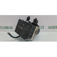 Блок управління АБС Skoda Superb 2 3T0907379A вживаний VAG (3T0907379A)