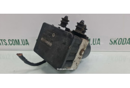 Блок управління АБС Skoda Superb 2 3T0907379A вживаний VAG (3T0907379A)