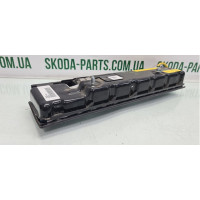 Подушка безпеки ніг водія Skoda Superb 2 VAG (3T1880841A)