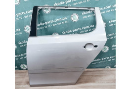 Двері дверка задня ліва Skoda Fabia New хетчбек 2008-2014р VAG (3T5833311A)