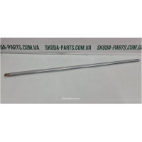 Накладка ущільнювача скла дверей задня права верхня хром Skoda Superb 2 3T5839906 VAG (3T5839906)
