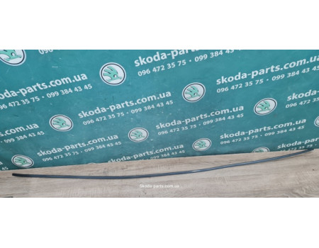 Молдінг криші правий ліфтбек Skoda Superb 2 3T5853702 вживаний VAG (3T5853702)