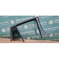 Скло форточка дверей з ущільнювачем заднє праве комбі Skoda Superb 2 3T9845210AD VAG (3T9845210AD)