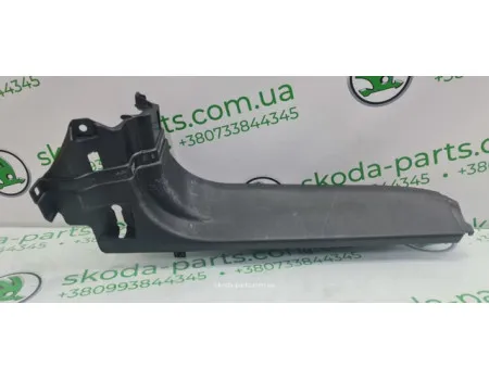 Накладка багажника ліва комбі Skoda Superb 2 3T9868223 VAG (3T9868223)