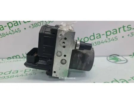 Блок управління АБС ABS 2.5tdi Skoda Superb VAG (3U0614517D)