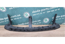Підсилювач Чайка переднього бампера Skoda Superb VAG (3U0807121)