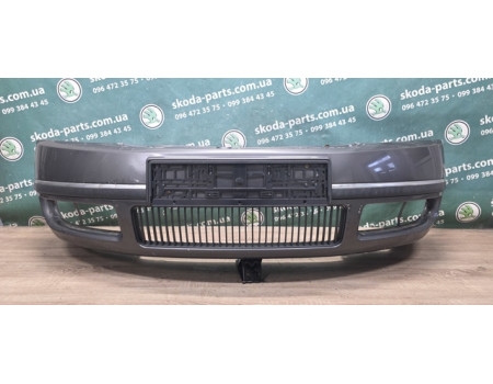 Бампер передній Skoda Superb VAG (3U0807221AB)