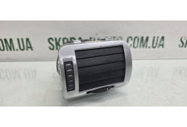 Обдув торпеди правий Skoda Superb 3U0819702 VAG (3U0819702)