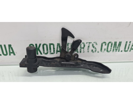 Замок капота Skoda Superb рестайл вживаний 3U0823480J VAG (3U0823480J)