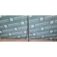 Молдинг центральний передніх лівих дверей Skoda Superb VAG (3U0853515B)