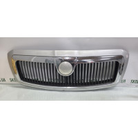 Решітка радіатора сіра Skoda Superb до рестайл VAG (3U0853651ABA)