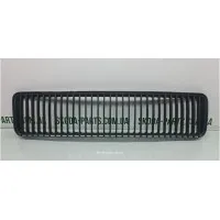 Решітка переднього бампера центральна Skoda Superb 3U0853677 VAG (3U0853677)