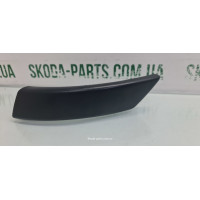 Накладка ручки двери передня права Skoda Superb 3U0867198 VAG (3U0867198)