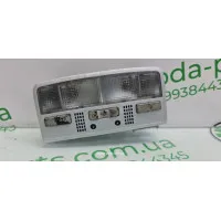 Плафон підсвітки салону Skoda Superb VAG (3U0947105)