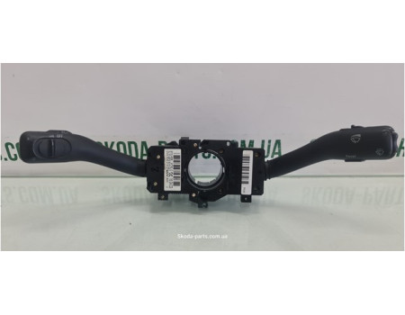 Перемикач підкермовий Skoda Superb 3U0953513B вживаний VAG (3U0953513B)