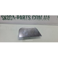 Накладка омивача фар права Skoda Superb VAG (3U0955110)