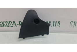 Накладка торпеди ліва Skoda Superb 3U1858207 VAG (3U1858207)