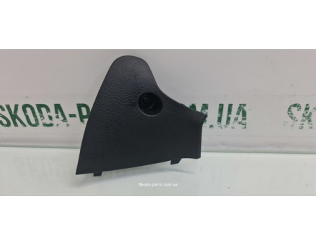 Накладка торпеди ліва Skoda Superb 3U1858207 VAG (3U1858207)