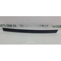 Накладка скла дверей задня ліва Skoda Superb VAG (3U5839413)