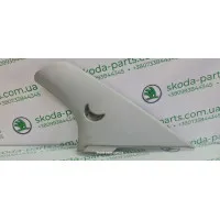 Накладка задньої стійки права Skoda Superb 3U5868202K VAG (3U5868202K)