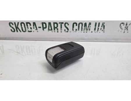 Ліхтари в багажник Skoda Superb 2 VAG (3V0860353AA)