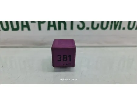 Реле фари 381 Skoda Octavia Tour VAG (431951253G)