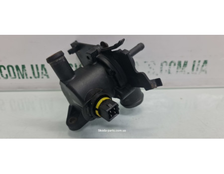 Корпус термостату Skoda Felicia VAG (441070722126)