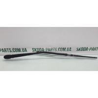 Двірник кришки багажника Skoda Felicia вживаний VAG (441978590596)