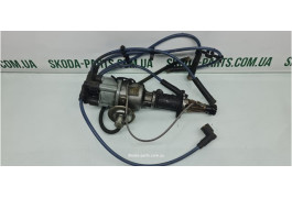 Трамблер Skoda Felicia 1.3 бензин VAG (443213204)