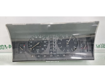 Щиток приладів без тахометра Skoda Favorit Forman VAG (443439084010)