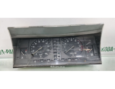 Щиток приладів з тахометром Skoda Favorit VAG (443439085A)