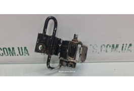 Ідеальний стан без люфта  Петля двери передней левой VAG (4B0831411B)