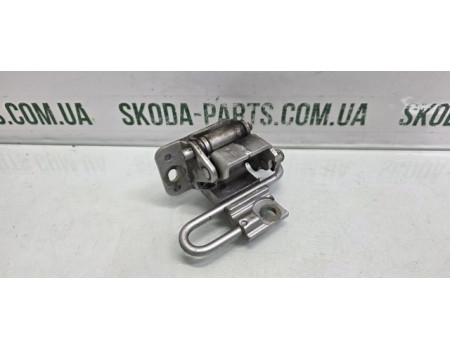 Завіса передня нижня Skoda Octavia Tour VAG (4B0833411D)