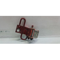 Завіса петля дверей передня ліва нижня Skoda Octavia Tour VAG (4B0833411DAA)