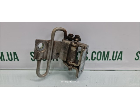 Завіса петля дверей нижня передня права Skoda Octavia Tour 4B0833412D VAG (4B0833412D)