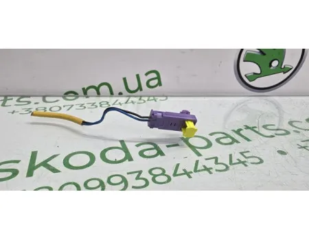 Фішка подушки  безпеки Skoda Superb 2 4f0972511B VAG (4F0972511B)