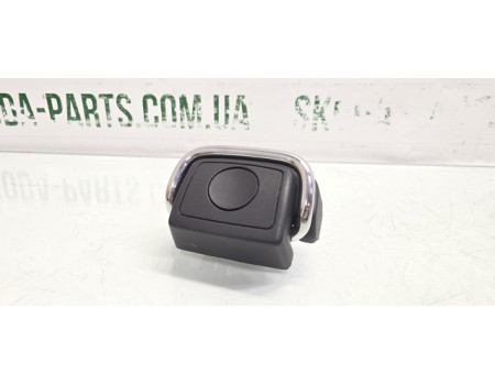 Фіксатор кріплення вантажу в багажник Skoda Superb 2 VAG (4F9863529)