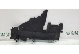 Дефлектор радіатора правий Skoda Octavia A7 5E0121284 VAG (5E0121284)