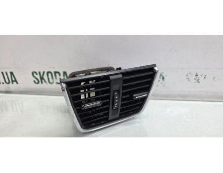Дефлектор центральний в підлокітник Skoda Octavia A7 VAG (5E0819203A)