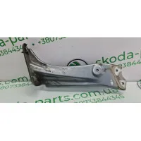 Кронштейн кріплення крила передній правий Skoda Octavia A7 5E0821142 VAG (5E0821142)